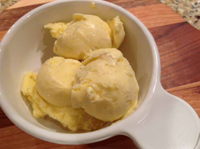 bowl-of-homemade-vanilla-ice-cream
