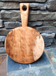 quilted-flame-maple-round-cheese-board-with-handle